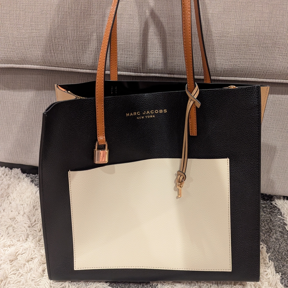 Marc Jacobs Black and Cream Tote Bag